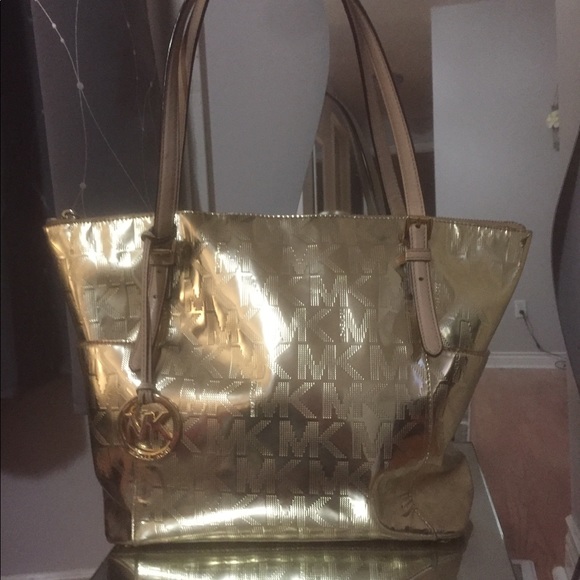 Authentic Michael Kors purse - Picture 1 of 4